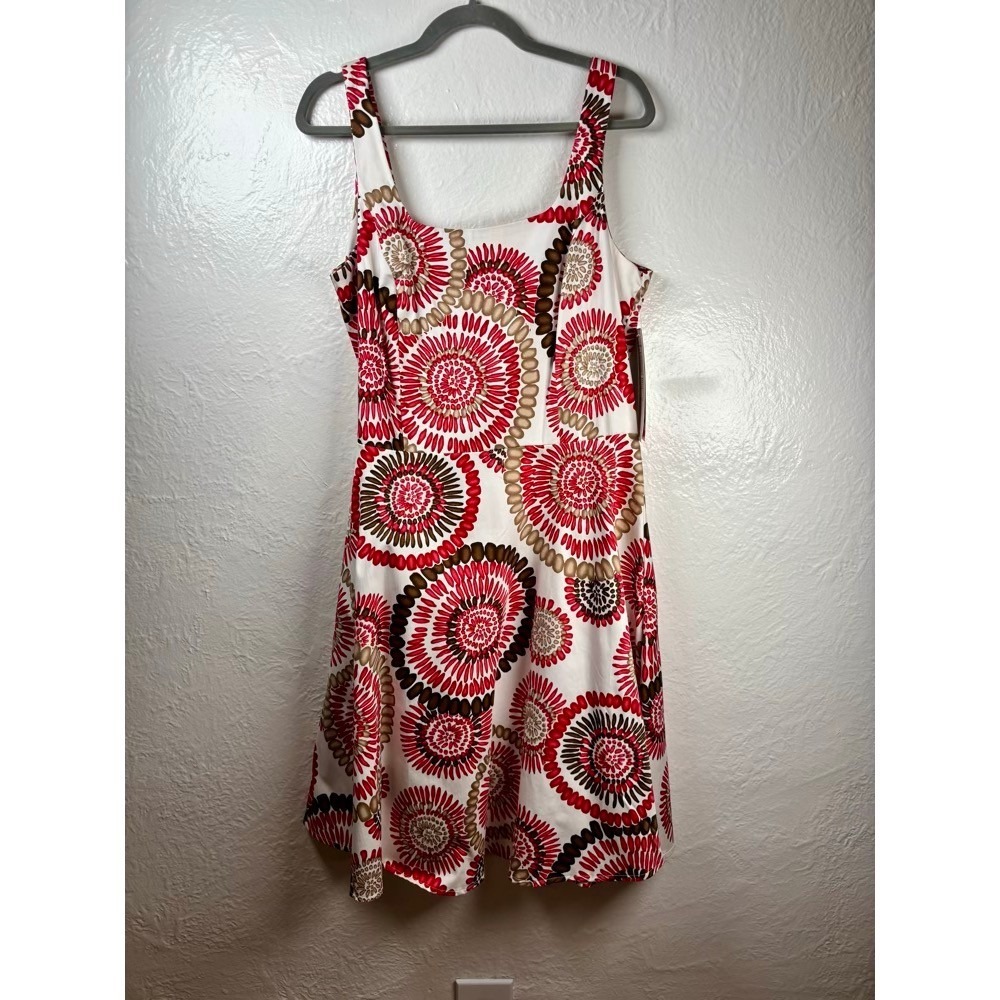 NEW Fit Flare Dress Womens 14 White Red Geometric Stretch Wedding Guest Vacation